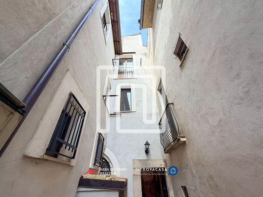 Immagine 3 di Casa indipendente in vendita  in Piazza Garibaldi a Sulmona