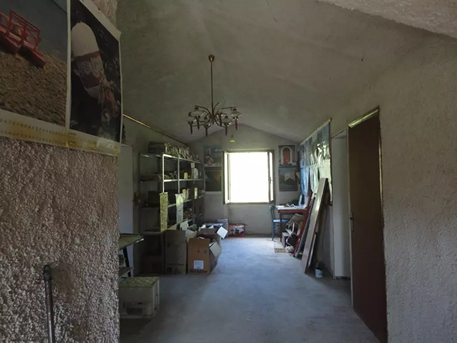 Immagine 14 di Villa in vendita  in Via Romita 14 a Cupramontana