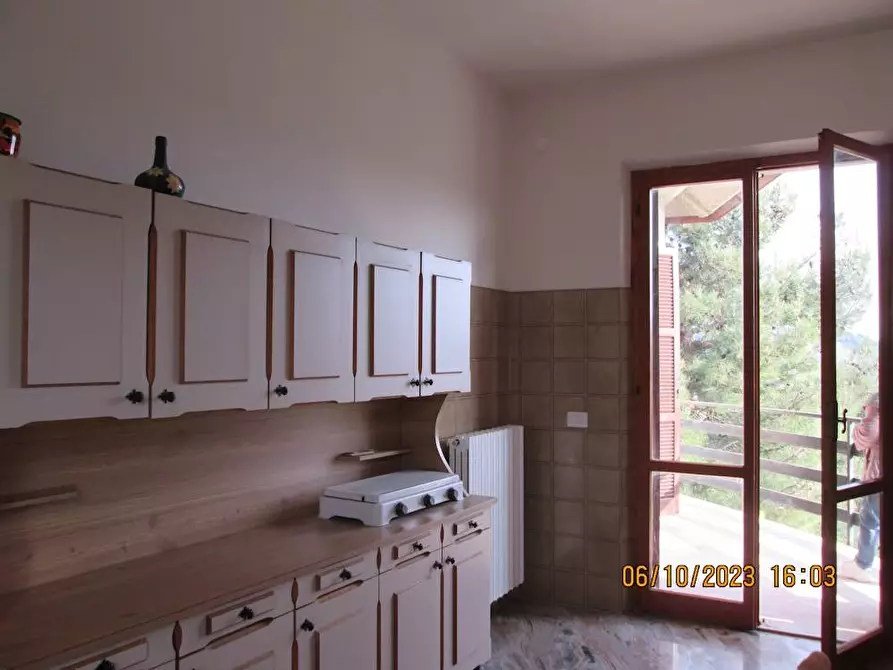 Immagine 19 di Villa in vendita  in via Torre 26/a a Cupramontana