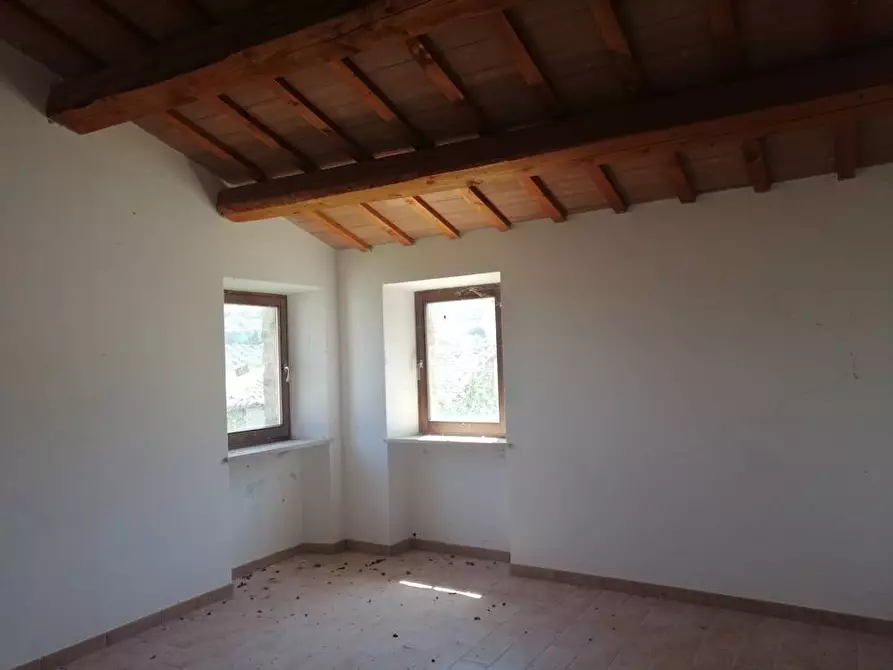 Immagine 2 di Rustico / casale in vendita  in frazione Moricozzi a Apiro
