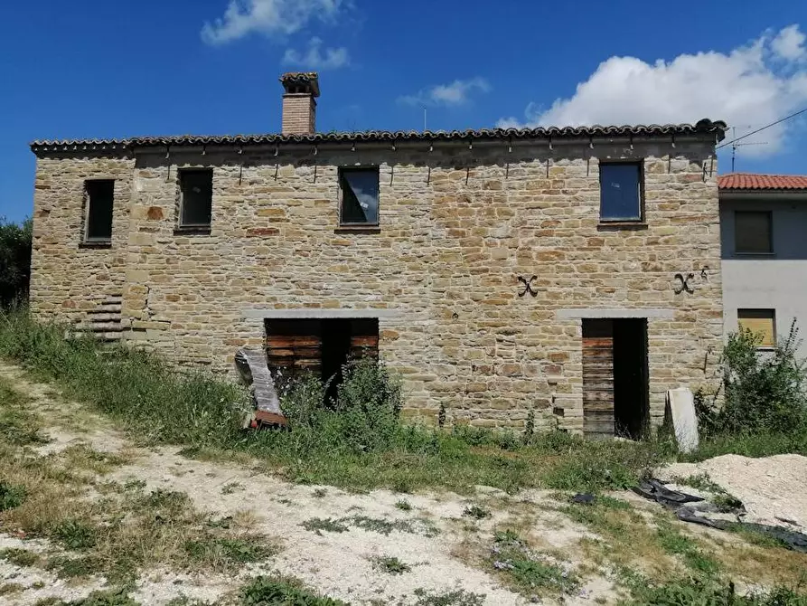 Immagine 1 di Rustico / casale in vendita  in frazione Moricozzi a Apiro