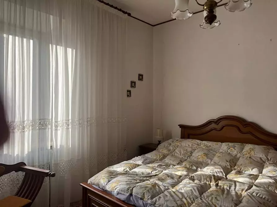 Immagine 7 di Appartamento in vendita  in Pierosara a Genga