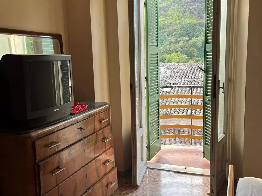 Immagine 9 di Appartamento in vendita  in Pierosara a Genga