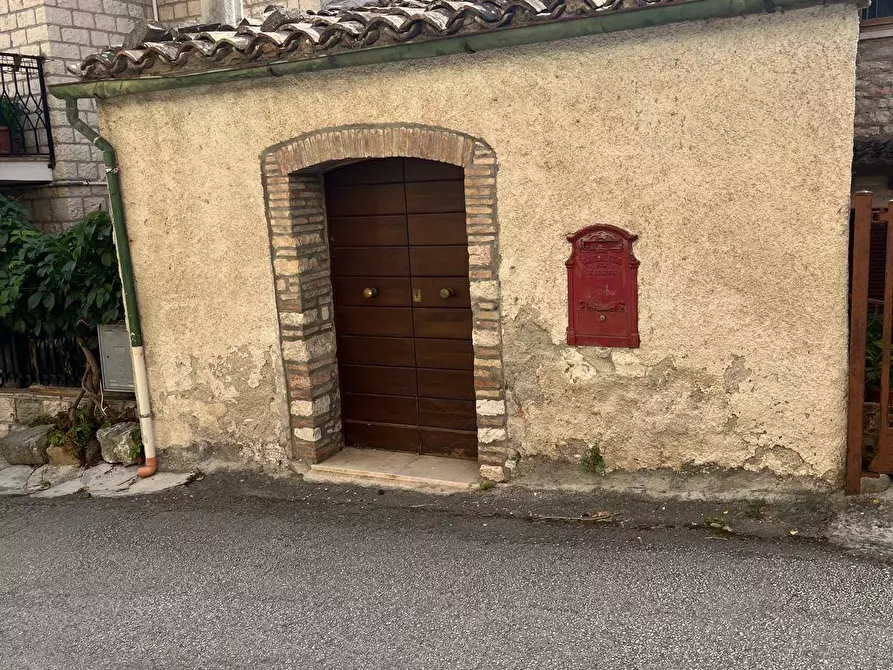 Immagine 10 di Appartamento in vendita  in Pierosara a Genga