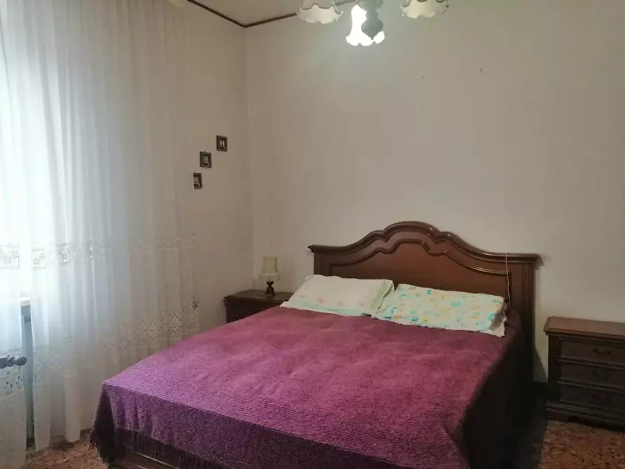 Immagine 8 di Appartamento in vendita  in Pierosara a Genga