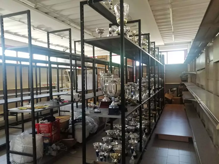 Immagine 5 di Locale commerciale in vendita  in Via Don Minzoni 47 a Castelbellino