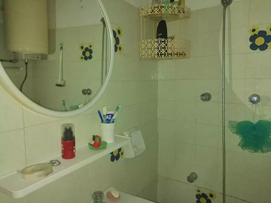 Immagine 12 di Appartamento in vendita  in Via Leopardi 28 a Frontone