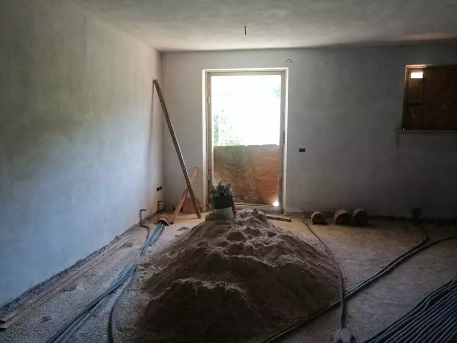 Immagine 8 di Villa in vendita  in via del mare snc a Barchi