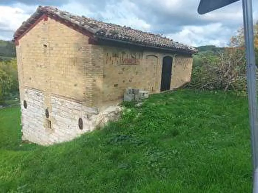 Immagine 3 di Appartamento in vendita  in Via  Petrara Casella snc a Barchi