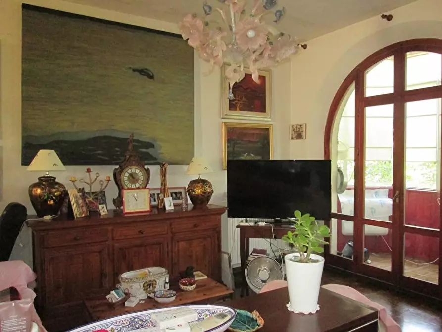 Immagine 10 di Villa in vendita  in Via francesco Contuzzi a Belvedere Ostrense