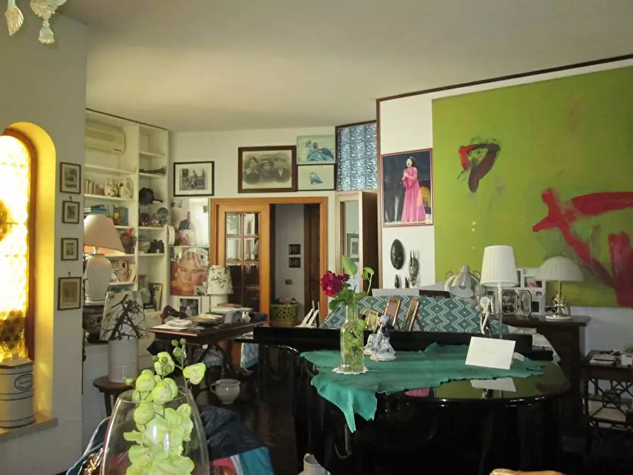 Immagine 19 di Villa in vendita  in Via francesco Contuzzi a Belvedere Ostrense