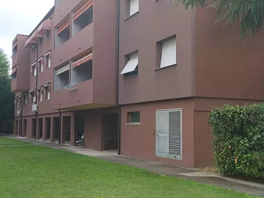 Immagine 1 di Appartamento in vendita  in piazzale aldo moro a Bagnaria Arsa