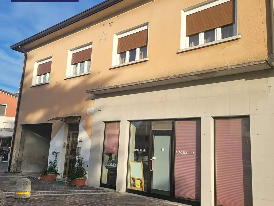 Immagine 4 di Attività commerciale in vendita  in VIA DANTE ALIGHIERI a Staranzano