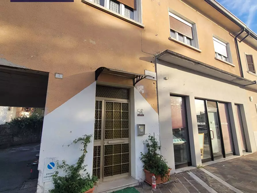 Immagine 7 di Attività commerciale in vendita  in VIA DANTE ALIGHIERI a Staranzano