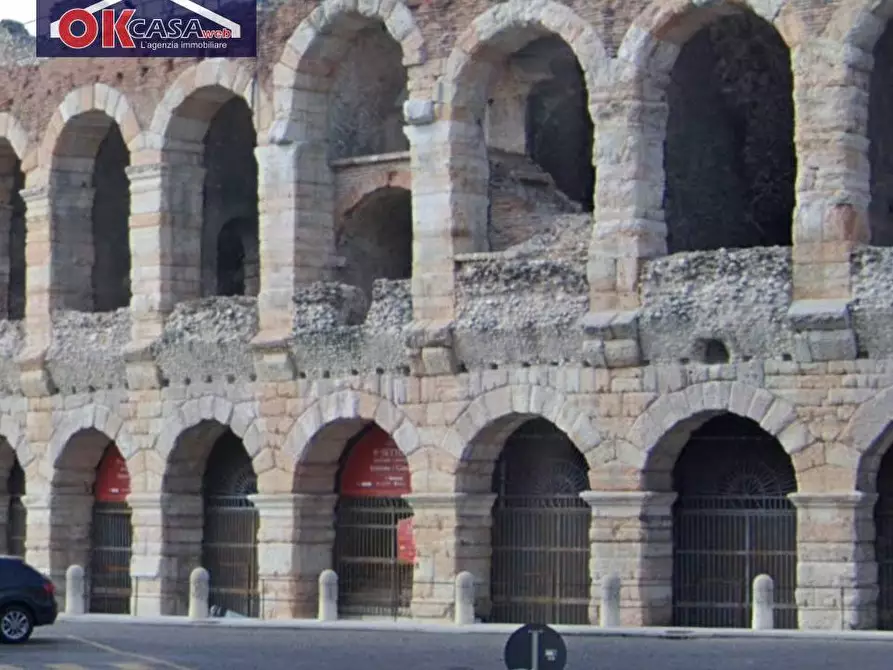 Immagine 3 di Box auto in vendita  in Piazza Bra' a Verona