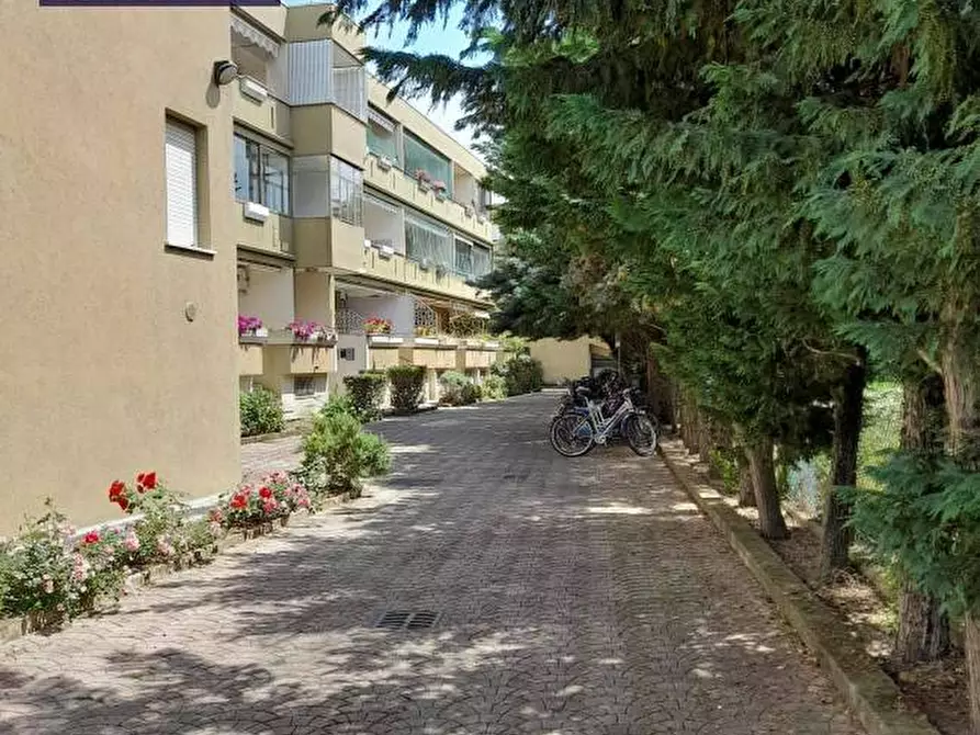 Immagine 7 di Appartamento in vendita  in Via Ascoli a Grado