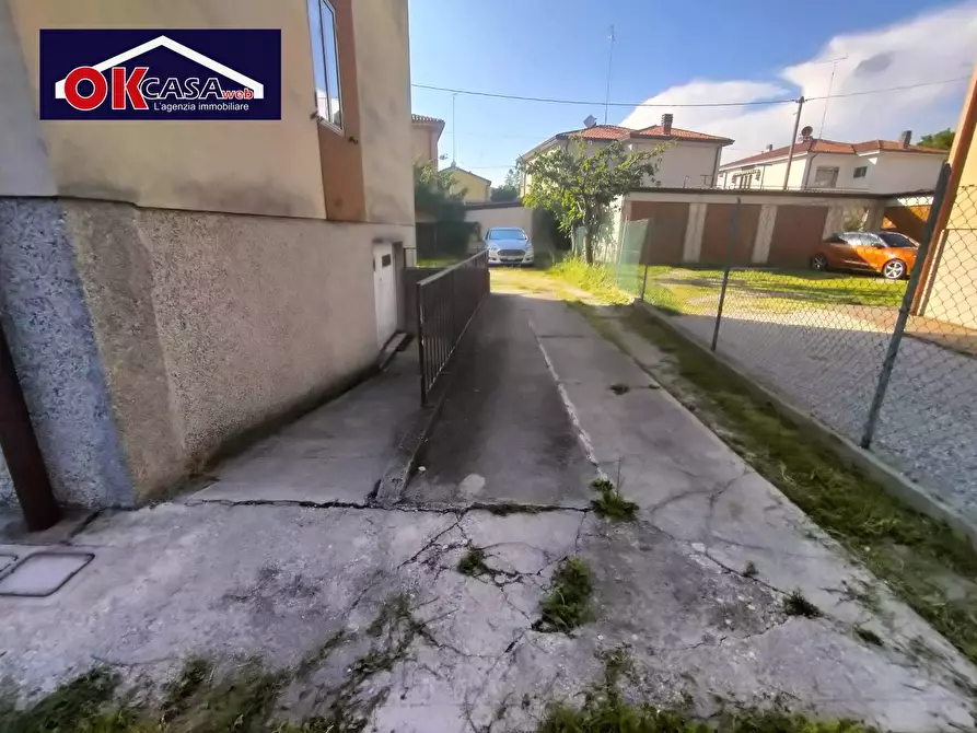 Immagine 20 di Appartamento in vendita  in Largo Isonzo a Monfalcone
