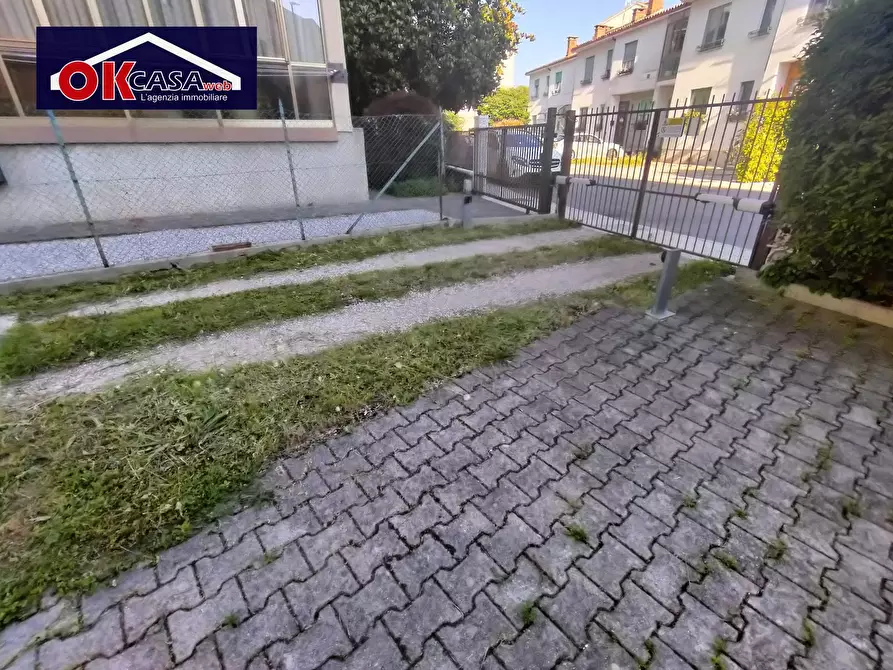 Immagine 21 di Appartamento in vendita  in Largo Isonzo a Monfalcone