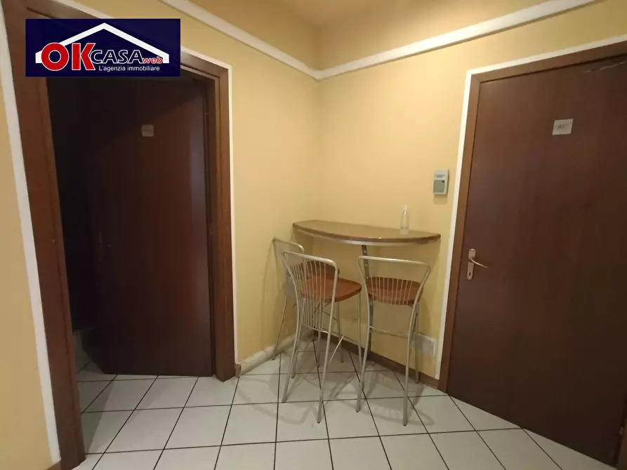 Immagine 12 di Attività commerciale in vendita  in via ugo foscolo a Monfalcone