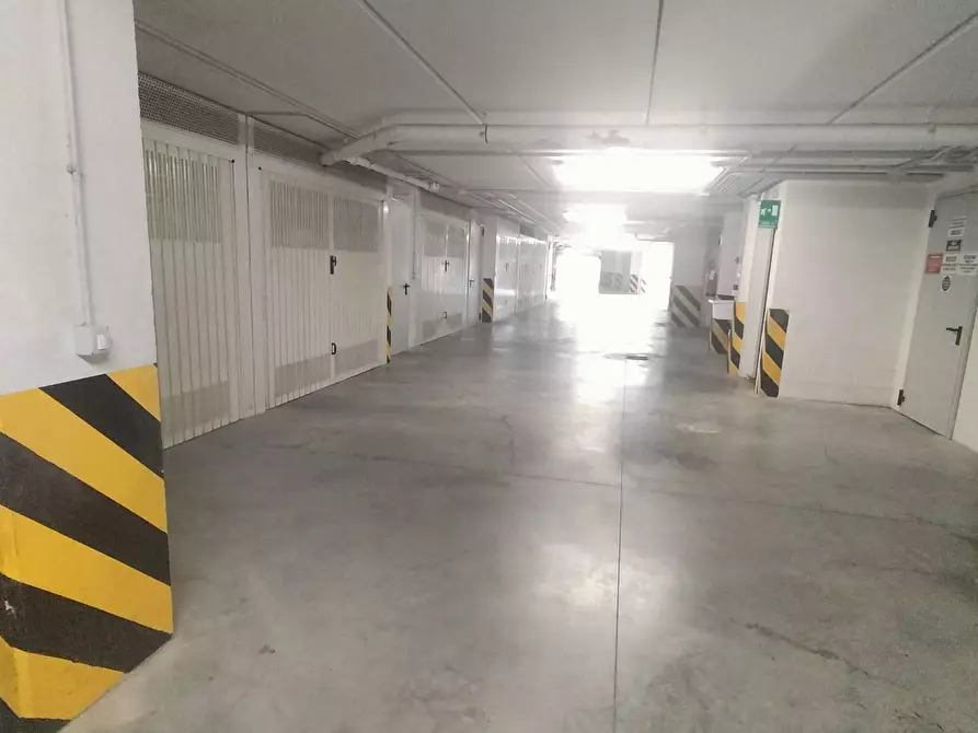 Immagine 2 di Box auto in vendita  in VIA ACQUE GRADATE a Monfalcone