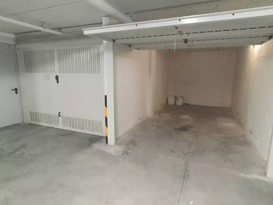 Immagine 4 di Box auto in vendita  in VIA ACQUE GRADATE a Monfalcone