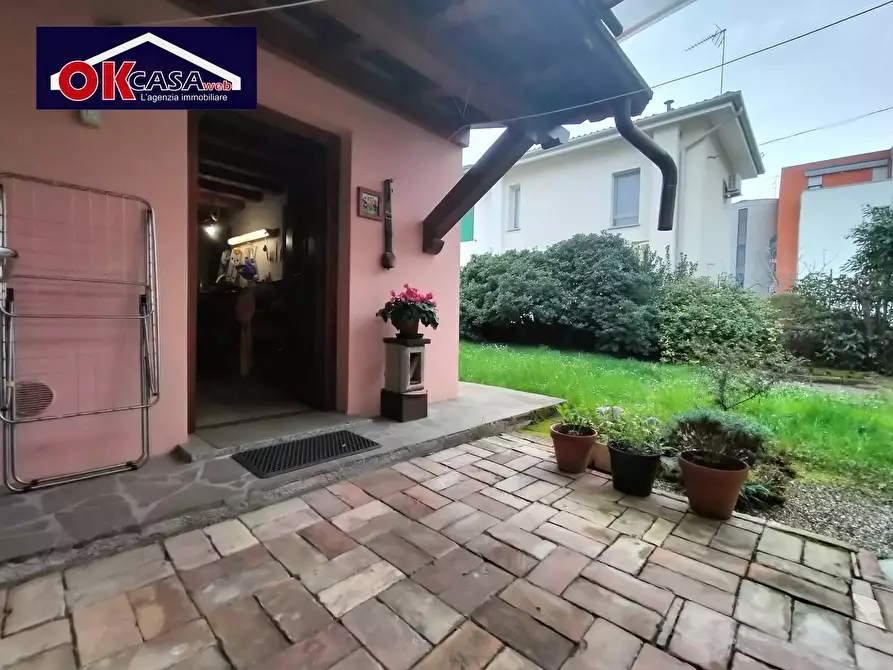 Immagine 42 di Villetta a schiera in vendita  in Via Gabriele d'Annunzio a Staranzano