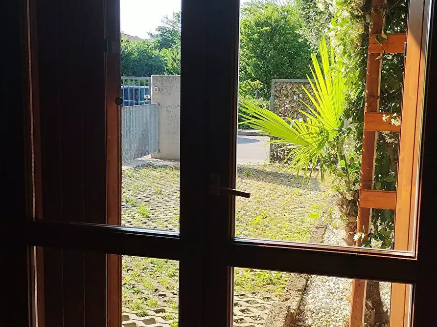 Immagine 18 di Villetta a schiera in vendita  in via Medeot a Capriva Del Friuli