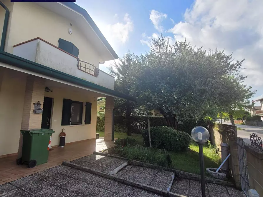 Immagine 24 di Villa in vendita  in Via Marco Polo a San Canzian D'isonzo