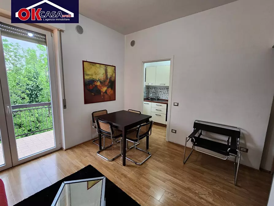 Immagine 13 di Appartamento in vendita  in via Michelangelo 21 a Verona