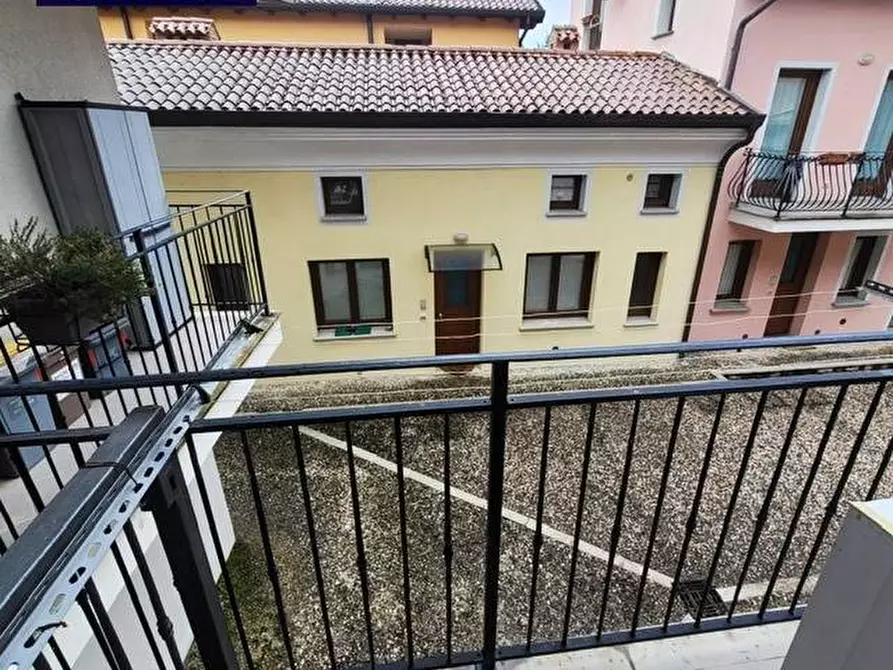 Immagine 18 di Appartamento in vendita  in Viale Friuli a Cormons