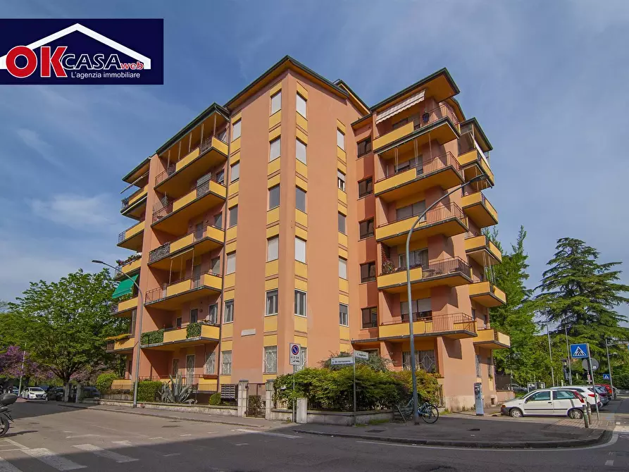 Immagine 30 di Appartamento in vendita  in via Giovanni da Verrazzano 8 a Verona