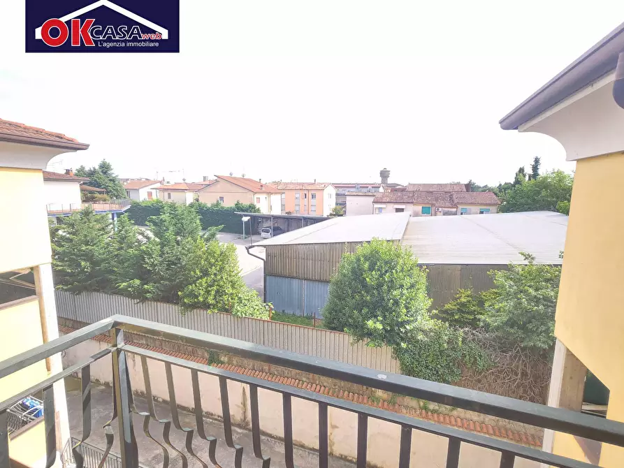 Immagine 22 di Appartamento in vendita  in via Angela Aprili a Villafranca Di Verona