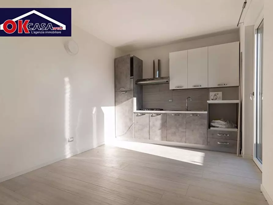 Immagine 21 di Palazzo in vendita  in località Ca di Mezzo a Bussolengo