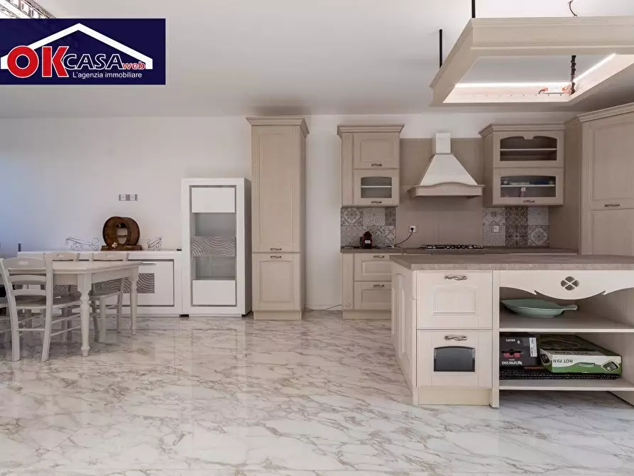 Immagine 37 di Palazzo in vendita  in località Ca di Mezzo a Bussolengo