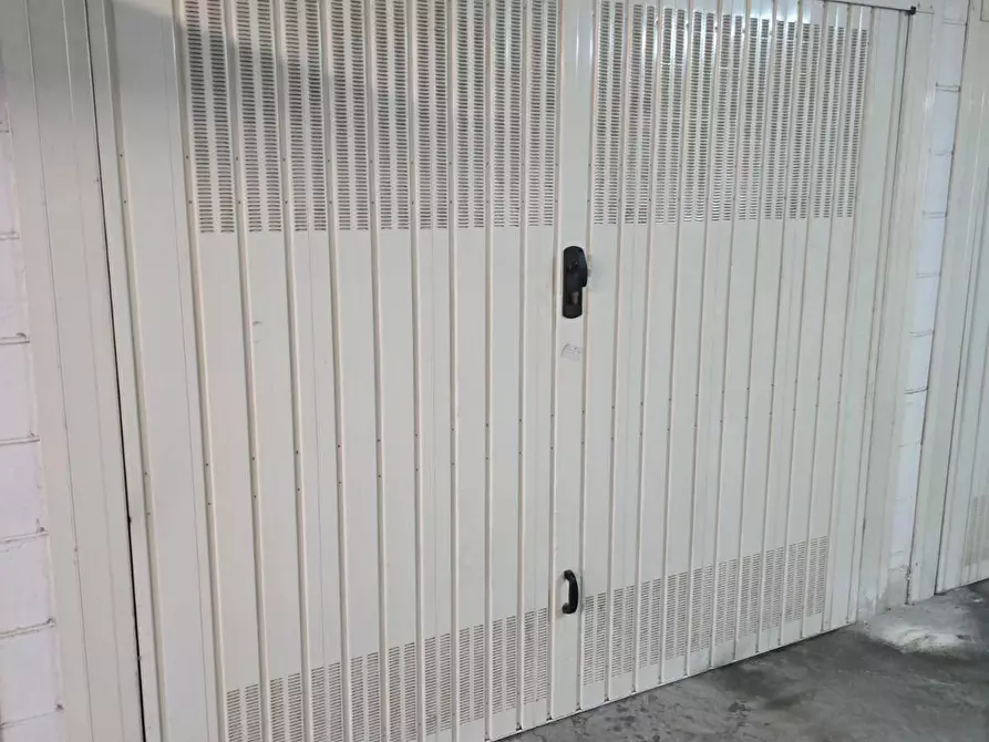 Immagine 2 di Box auto in vendita  in Via Acque Gradate a Monfalcone