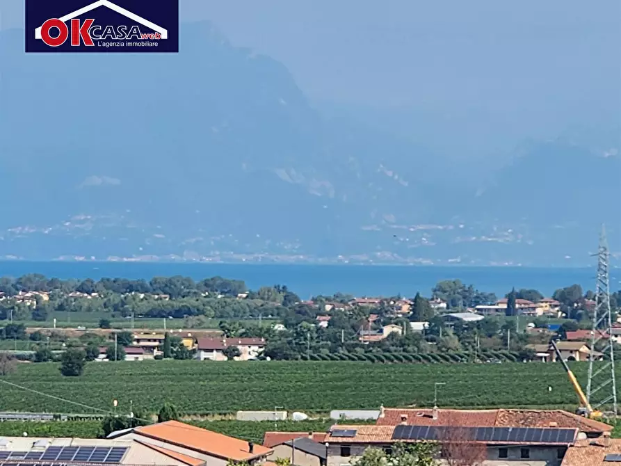 Immagine 2 di Appartamento in vendita  in via pò 1 a Peschiera Del Garda