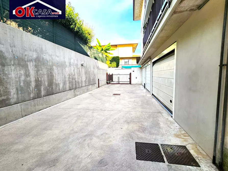 Immagine 31 di Villetta a schiera in vendita  in via sauro 20 a Sirmione