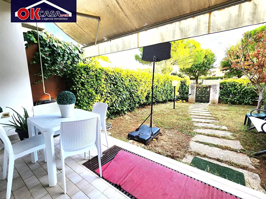 Immagine 25 di Villetta a schiera in vendita  in via sauro 20 a Sirmione