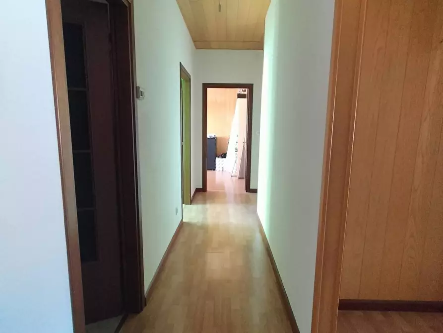 Immagine 6 di Appartamento in vendita  in Via M.L.King a Cormons