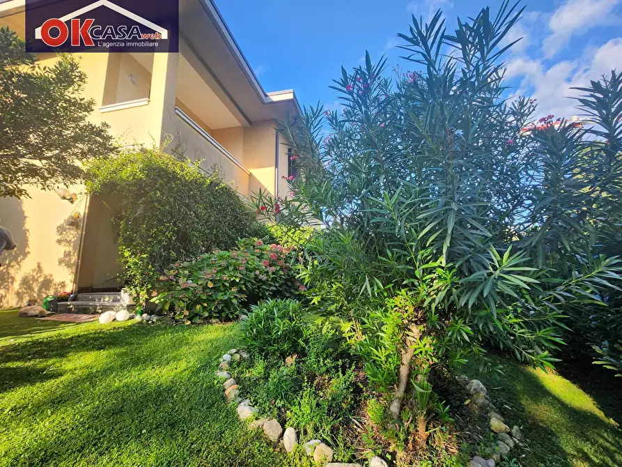 Immagine 23 di Casa semindipendente in vendita  in via comboni a Desenzano Del Garda