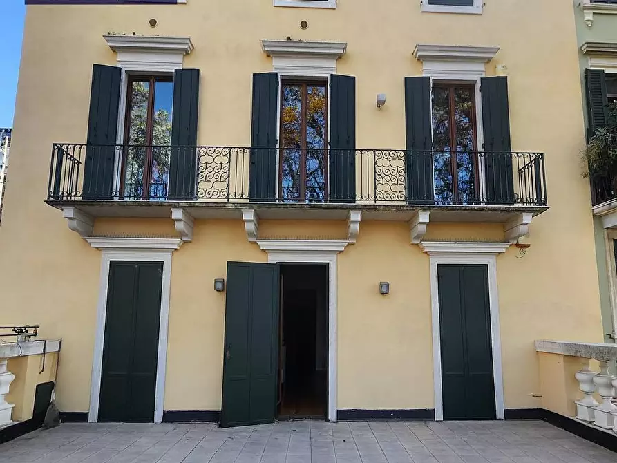 Immagine 2 di Appartamento in affitto  in Riva San Lorenzo a Verona