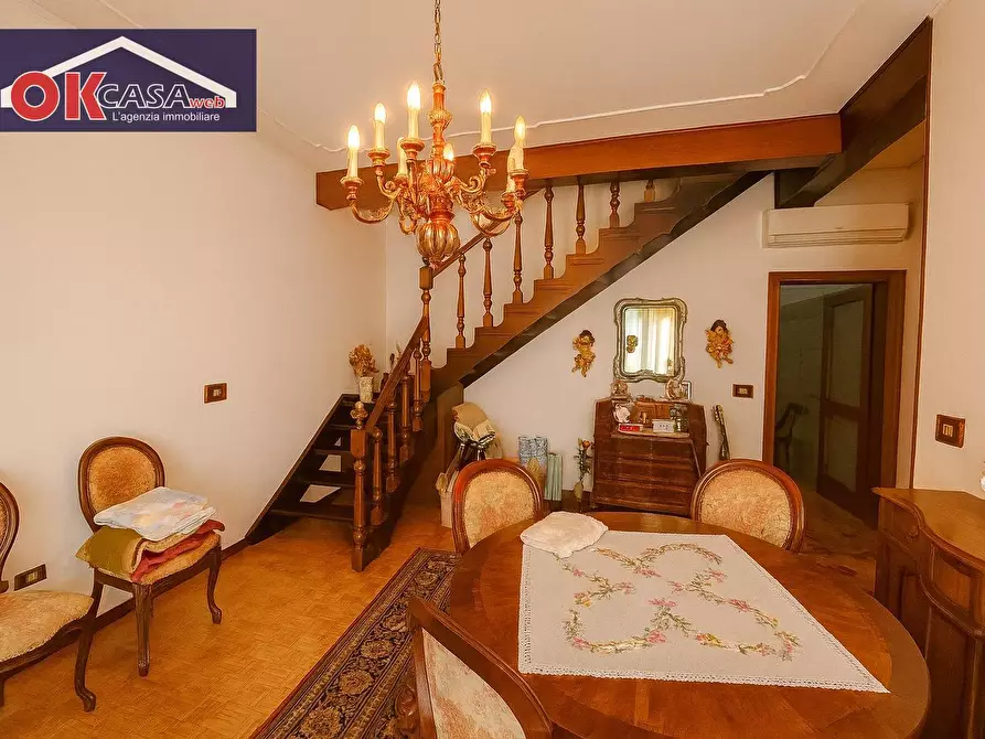 Immagine 2 di Appartamento in vendita  in via Montemezzi a Vigasio