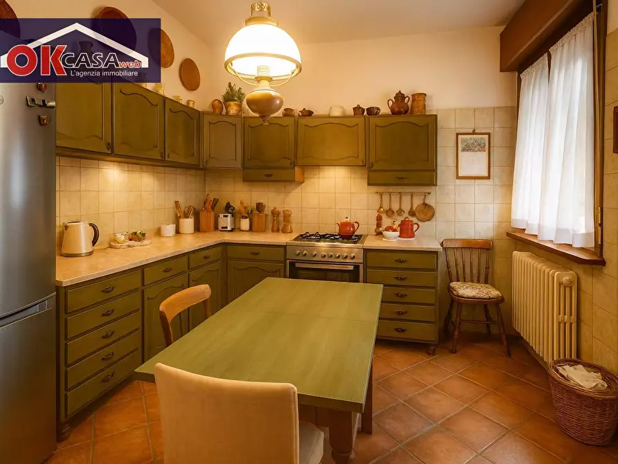 Immagine 6 di Appartamento in vendita  in via Montemezzi a Vigasio