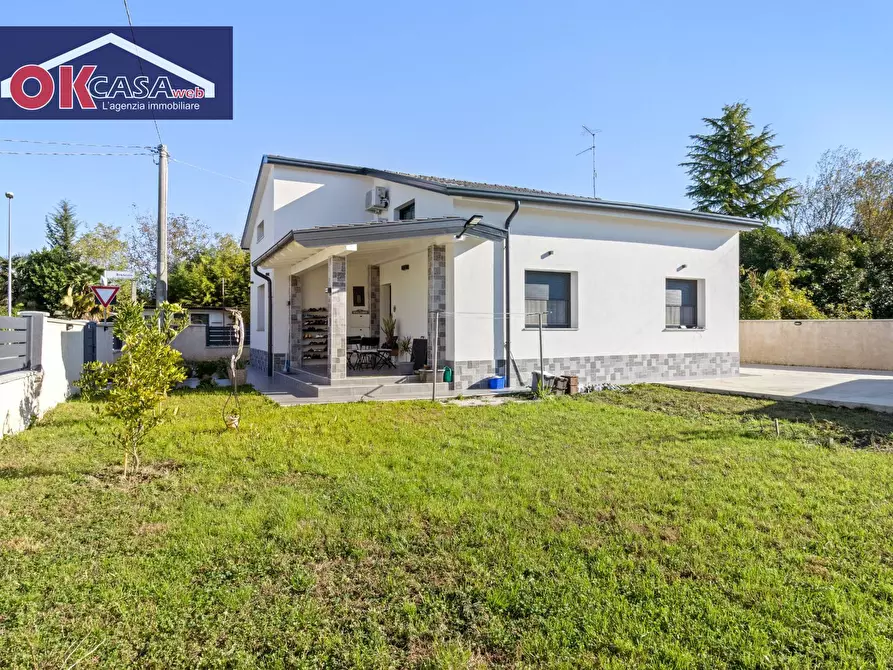 Immagine 7 di Villa in vendita  in Via Brancolo a Bagnaria Arsa