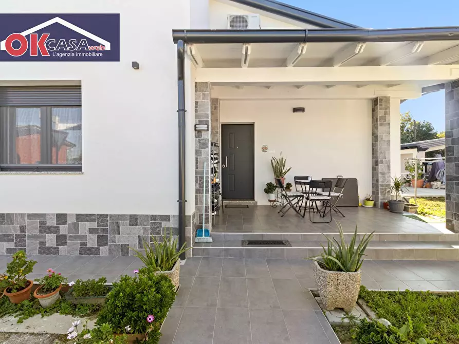 Immagine 9 di Villa in vendita  in Via Brancolo a Bagnaria Arsa