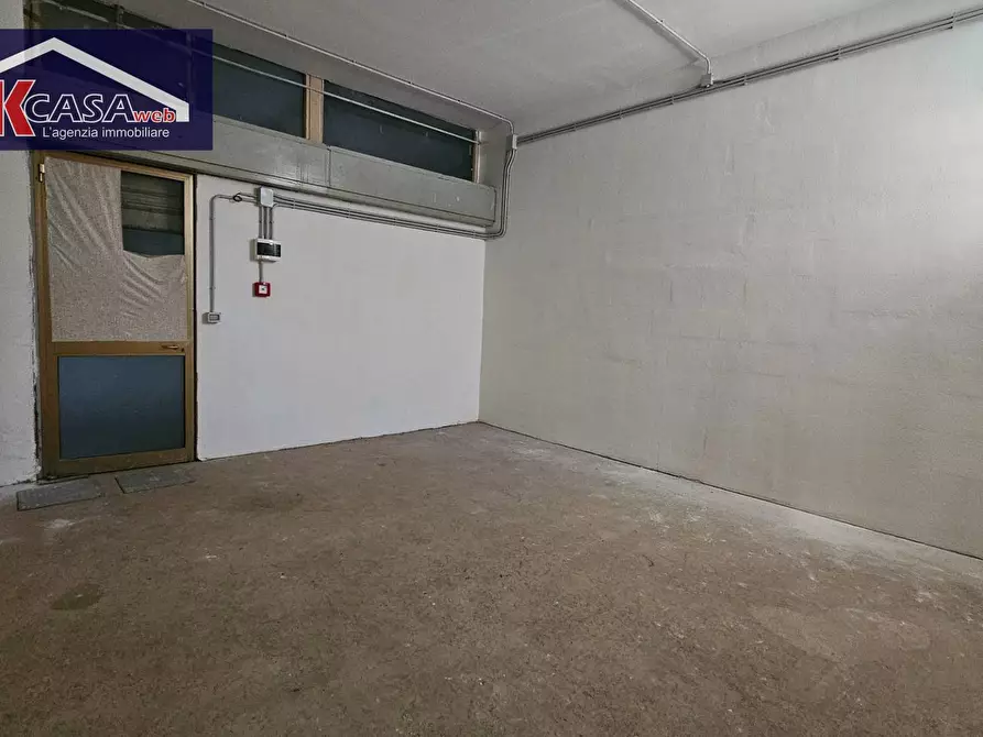 Immagine 4 di Box auto in vendita  in Via Giarrette a Monfalcone