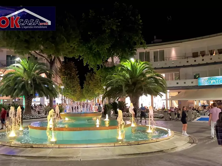 Immagine 8 di Attività commerciale in affitto  in Via lungomare a Lignano Sabbiadoro