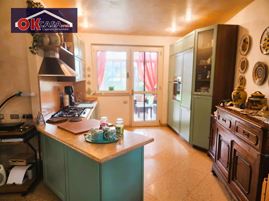 Immagine 10 di Villa in vendita  in primo maggio a Buttapietra