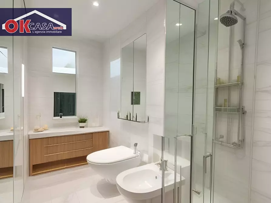 Immagine 5 di Appartamento in vendita  in Petrarca a Bardolino