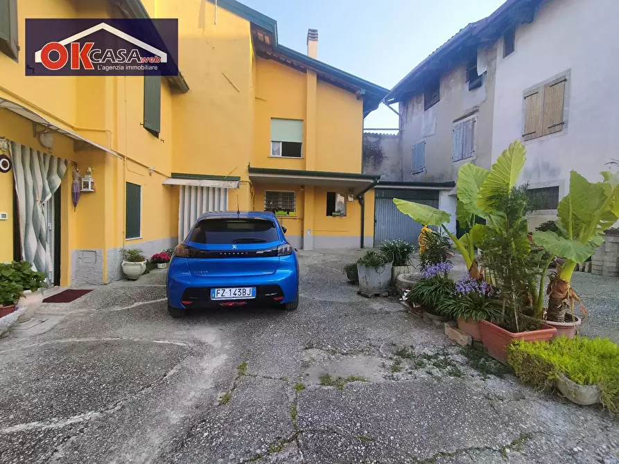 Immagine 3 di Casa indipendente in vendita  in Via Androna Veneta a Capriva Del Friuli